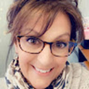 Meet your Posher, Suzanne